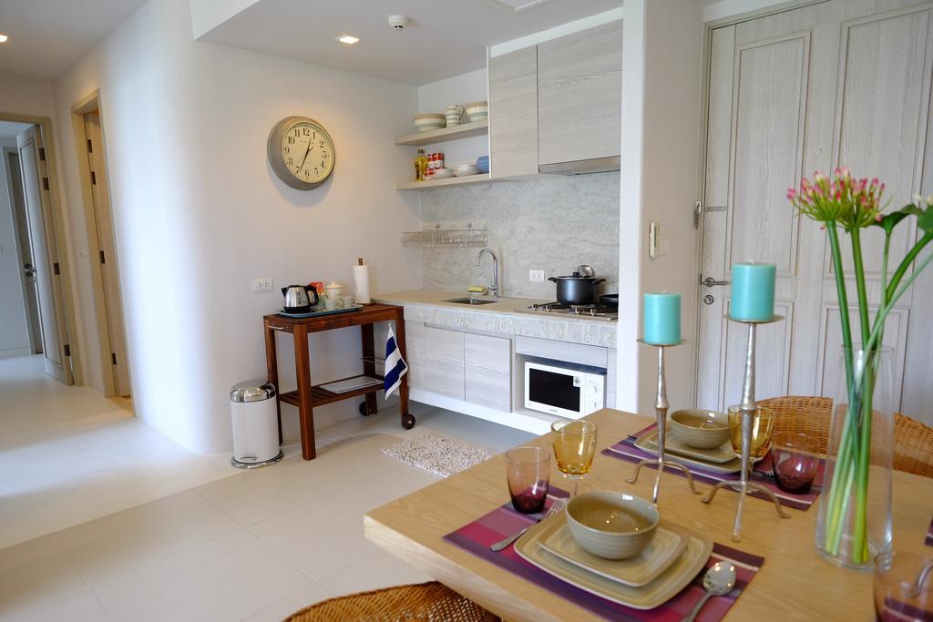 Chelona 463 Khao Tao Condominium Room photo